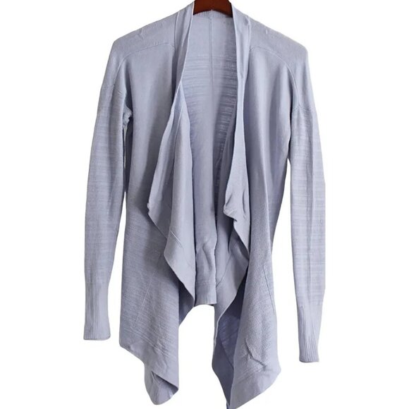 Lululemon - Find Your Calm Wrap in Serene Blue - sz Med/Large, for Travel - Picture 1 of 11